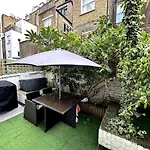 Central London 2 Bed Apartment Near Victoria & Belgravia Near Shops & Restaurants
