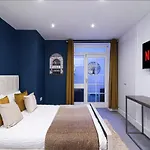 Central London 2 Bed Apartment Near Victoria & Belgravia Near Shops & Restaurants